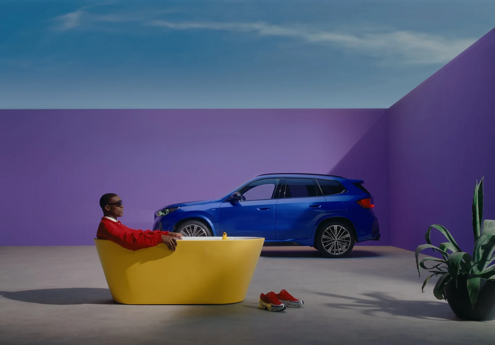BMW Service - still 4
